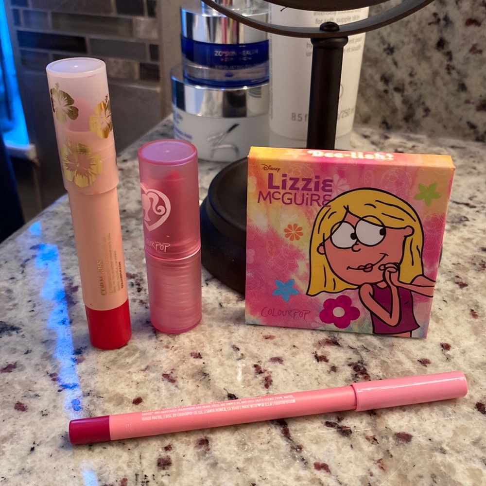 COLOURPOP -Barbie/ Lizzie McGuire Blush & Lipstick